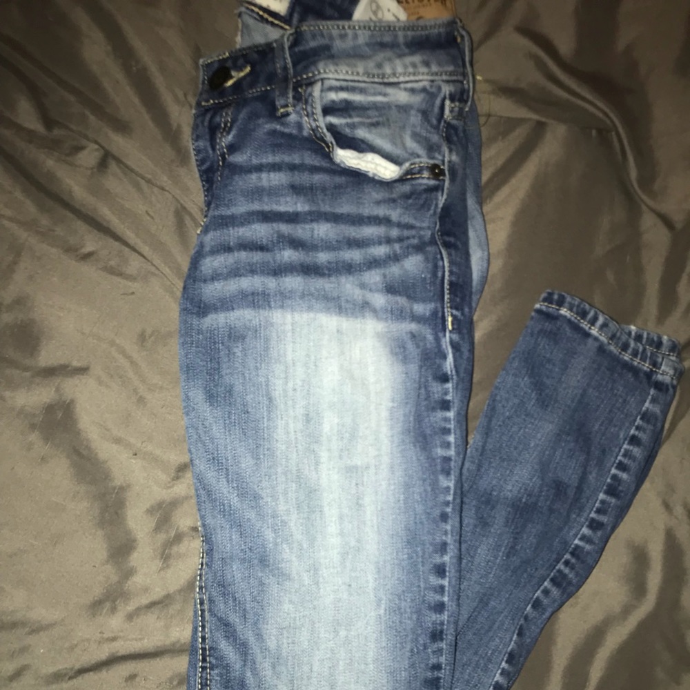 Hollister jeans
